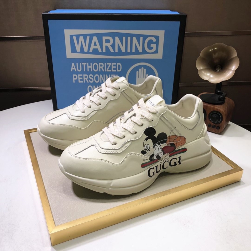 G*u*i casual shoes
